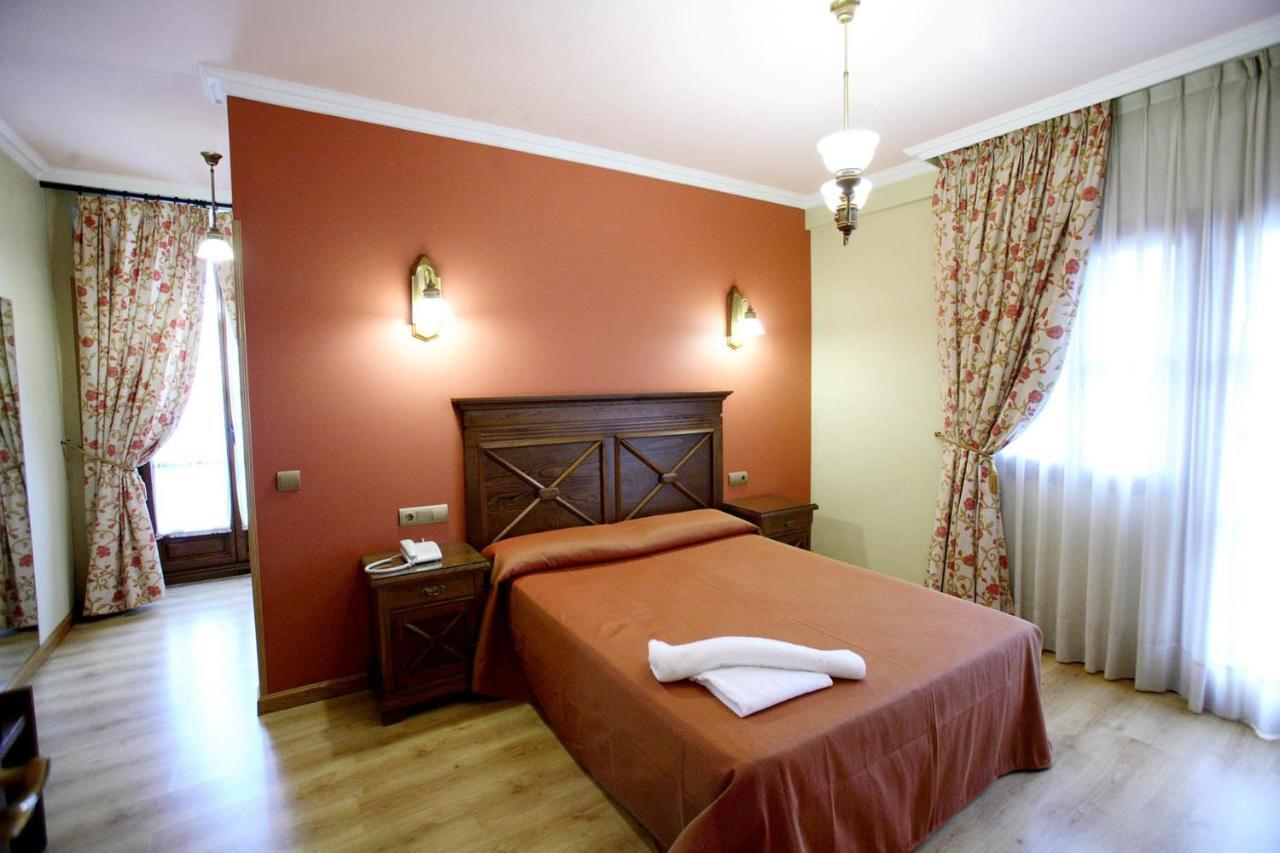 Imperion Hotel Cangas de Onis Room photo